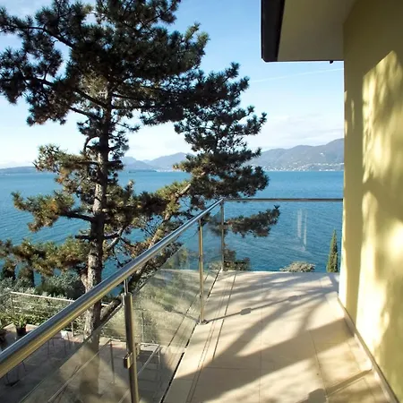 Vista Lago فيلة توري ديل بيناكو