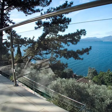 فيلة Vista Lago توري ديل بيناكو