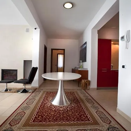 فيلة Vista Lago *